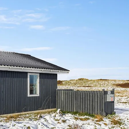Awesome In Thisted With Private Swimming Pool, Be Inside Or Outside Casa de Férias Klitmøller