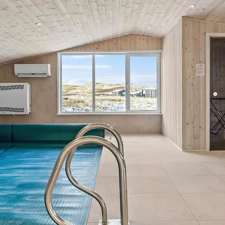 Awesome In Thisted With Private Swimming Pool, Be Inside Or Outside Casa de Férias Klitmøller