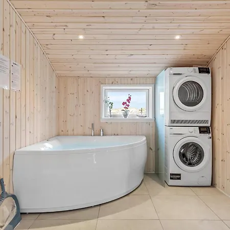 Awesome In Thisted With Private Swimming Pool, Be Inside Or Outside * Klitmøller
